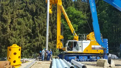 Installation of a Stainless Steel wire-wrapped screen